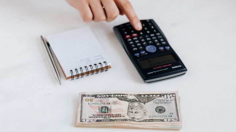 How to Negotiate a Lower Credit Card Interest Rate in 6 Steps